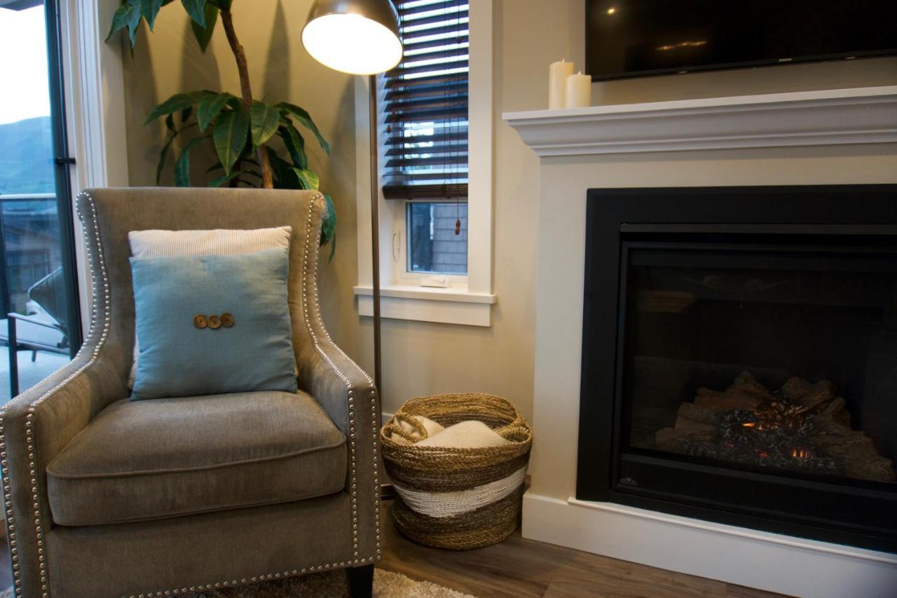 Port Renfrew Vacation Rentals Bagian luar foto