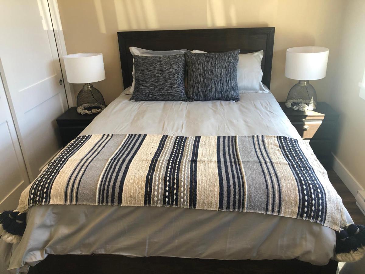 Port Renfrew Vacation Rentals Bagian luar foto