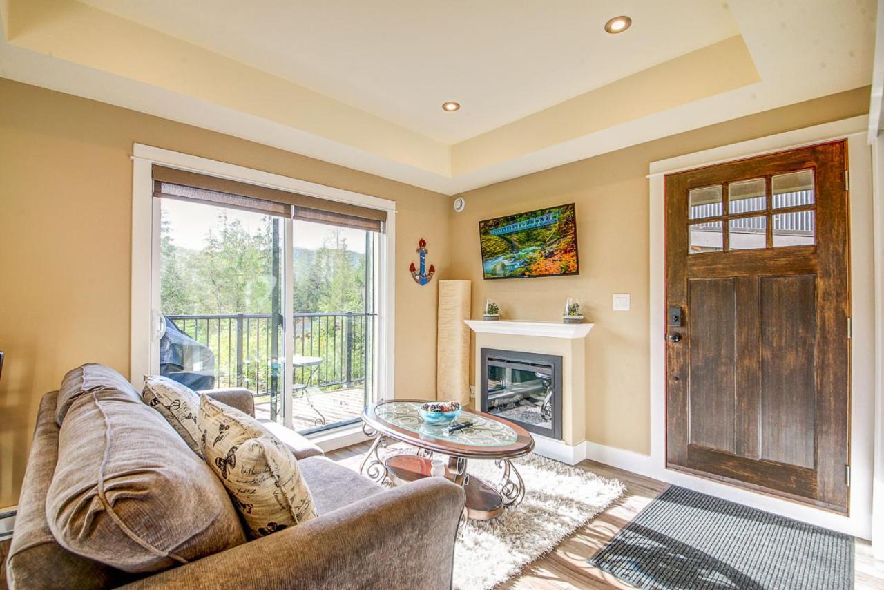 Port Renfrew Vacation Rentals Ruang foto