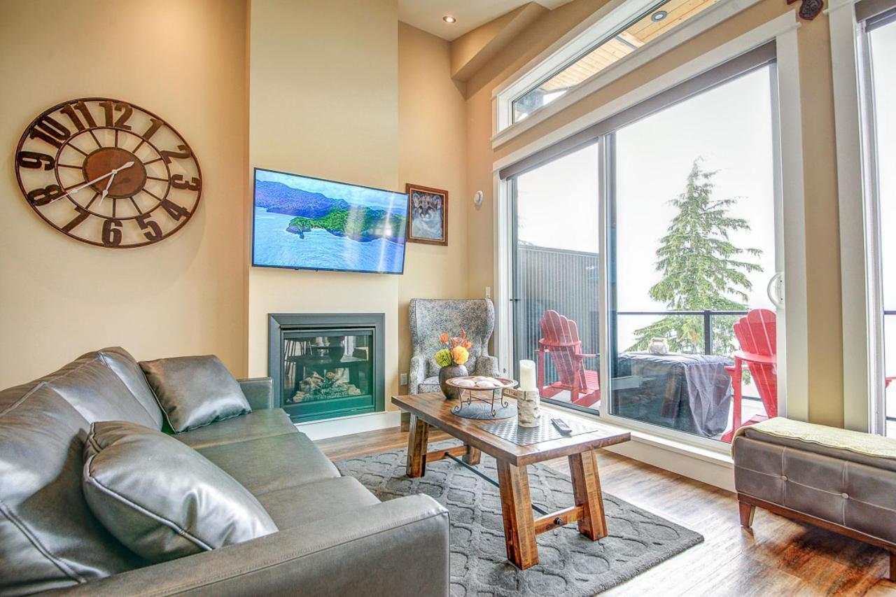 Port Renfrew Vacation Rentals Ruang foto