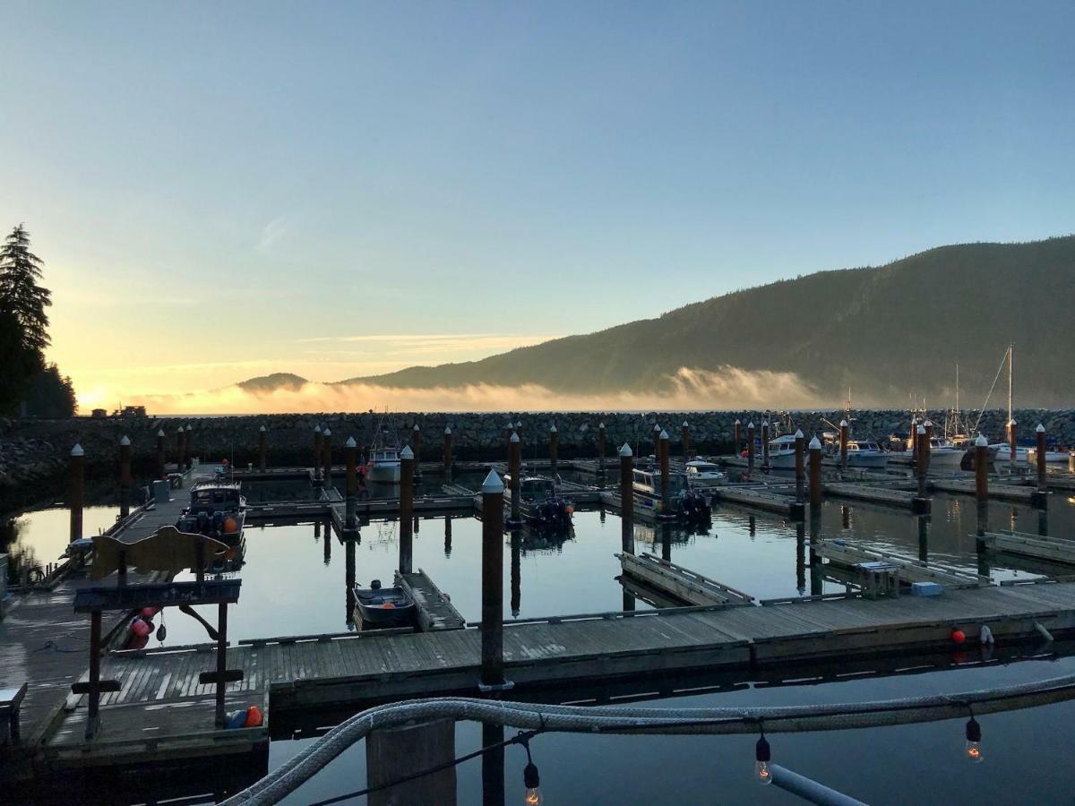 Port Renfrew Vacation Rentals Bagian luar foto